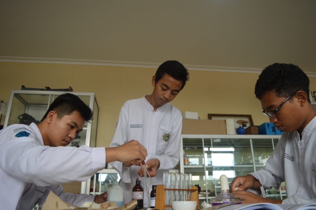 Fasilitas SMA Luqman Al Hakim