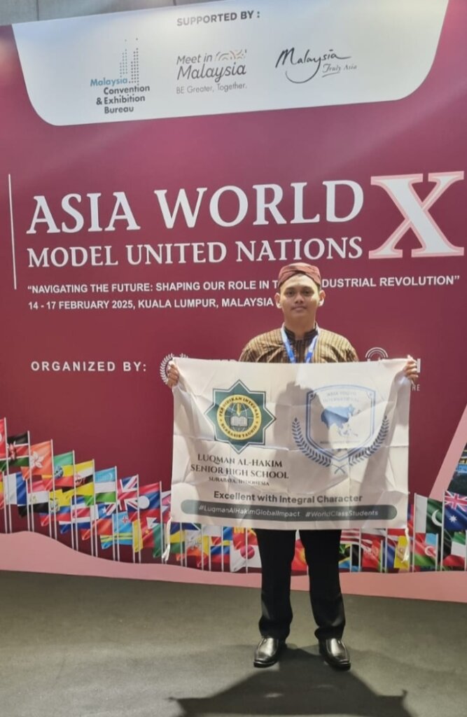 AYIMUN 2025 - SMA Luqman Al Hakim Surabaya